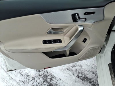 2022 Mercedes-Benz A 220 4MATIC®