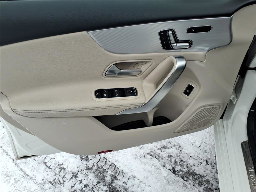 2022 Mercedes-Benz A 220 4MATIC®