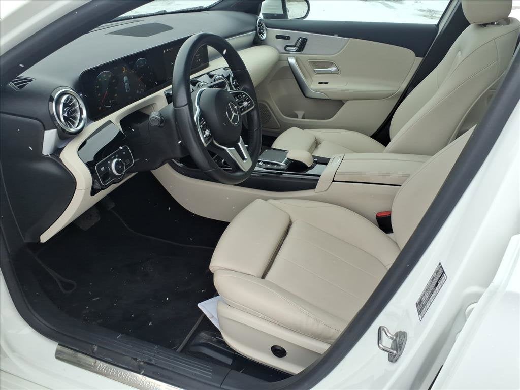 2022 Mercedes-Benz A 220 4MATIC®