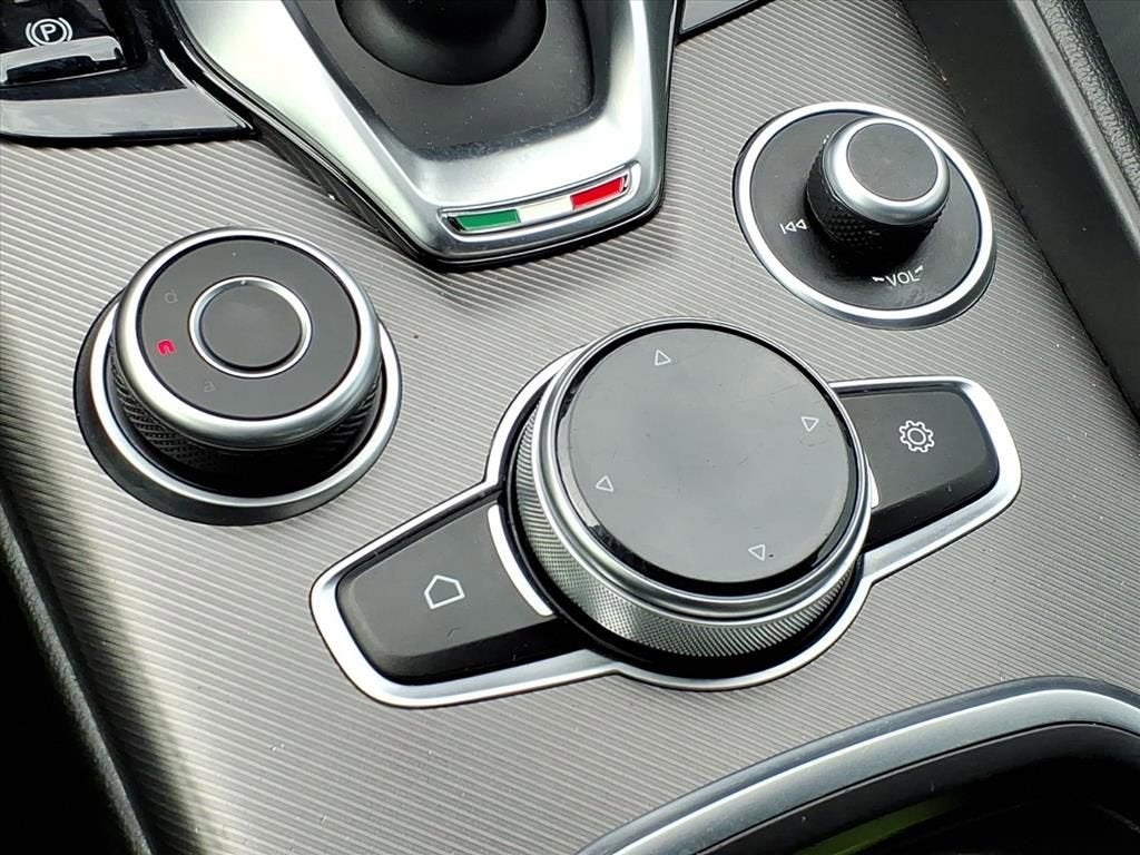 2021 Alfa Romeo Giulia Ti Sport AWD